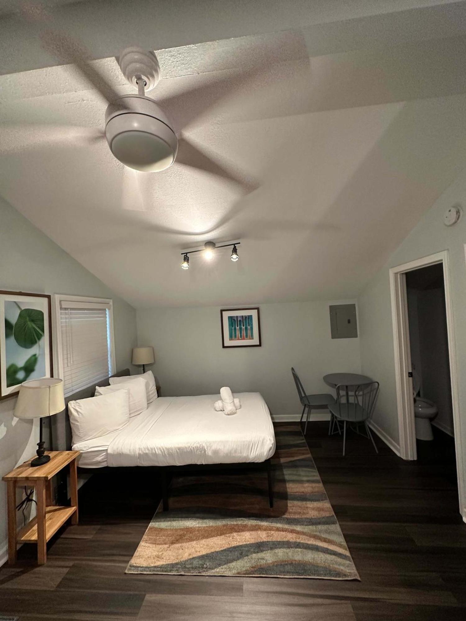 Pensacola Pearl - Studio Apartment - Pets Welcome Esterno foto