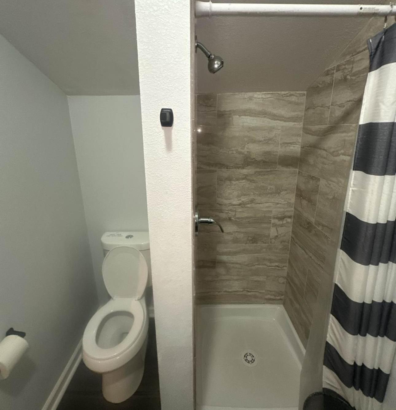 Pensacola Pearl - Studio Apartment - Pets Welcome Esterno foto